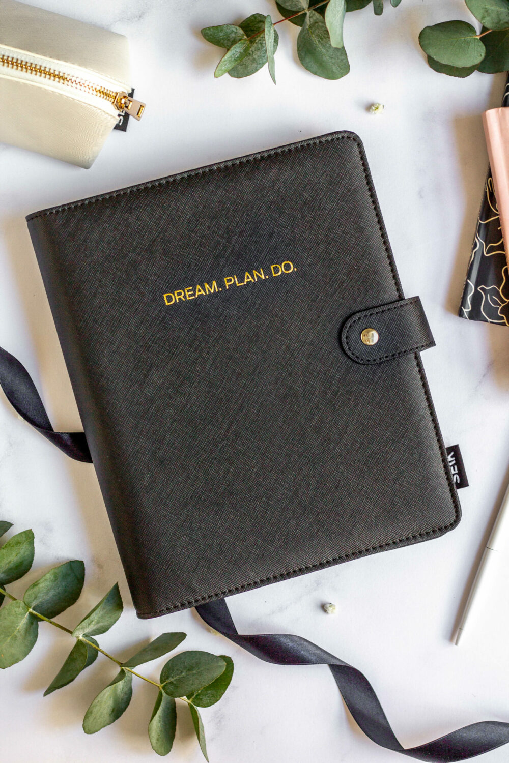 Ring binder from premium faux leather A5 (black)