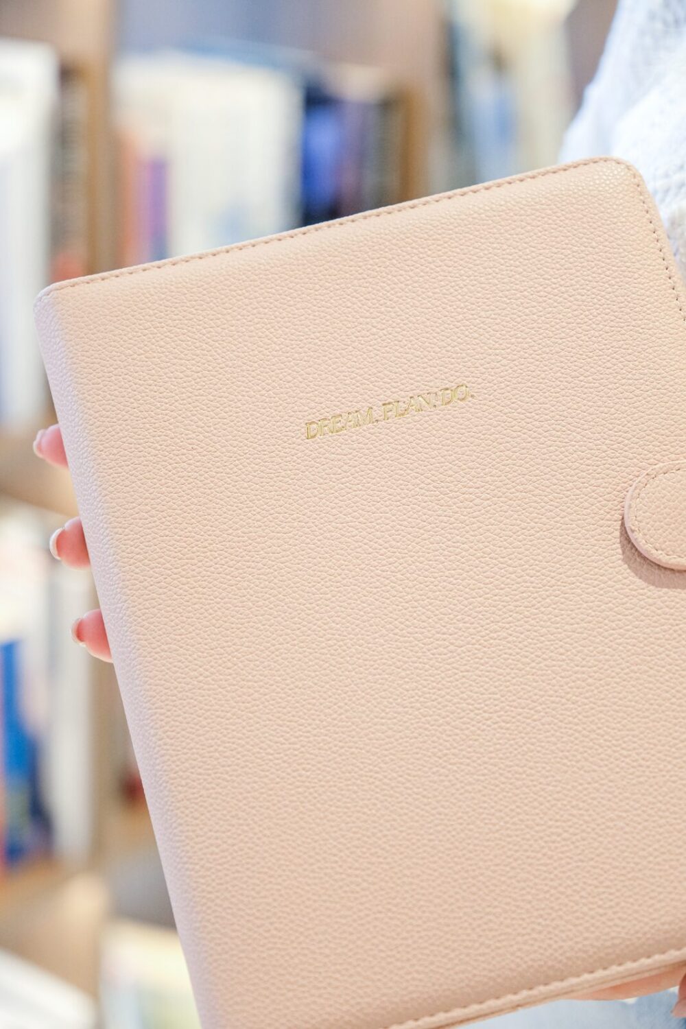 Ring binder from premium faux leather A5 (pink) - Image 5